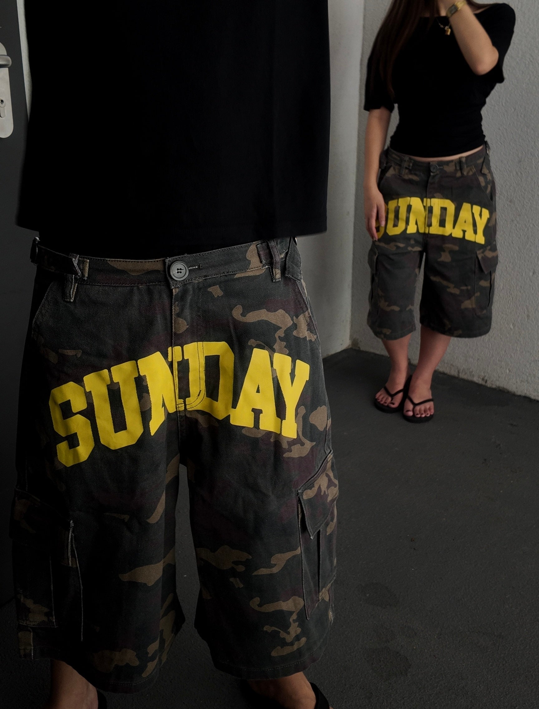 SUNDAY BIG LOGO BAGGY CAMO CARGO